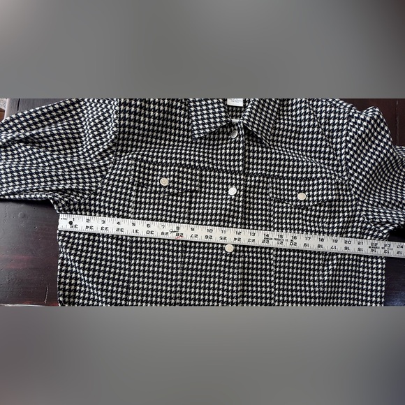 Country Wear Casuals vintage, pristine
Houndstooth denim cut jacket size Large - Picture 9 of 11